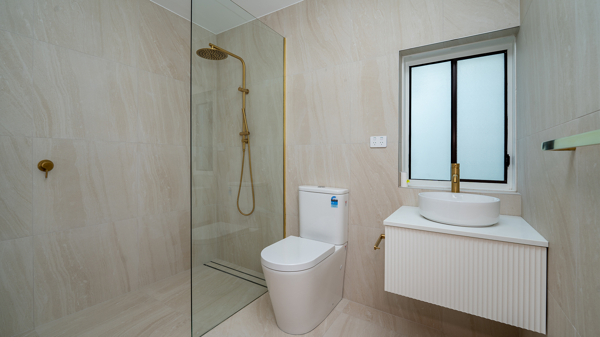 EBProjects_Clara_1920x1080_1