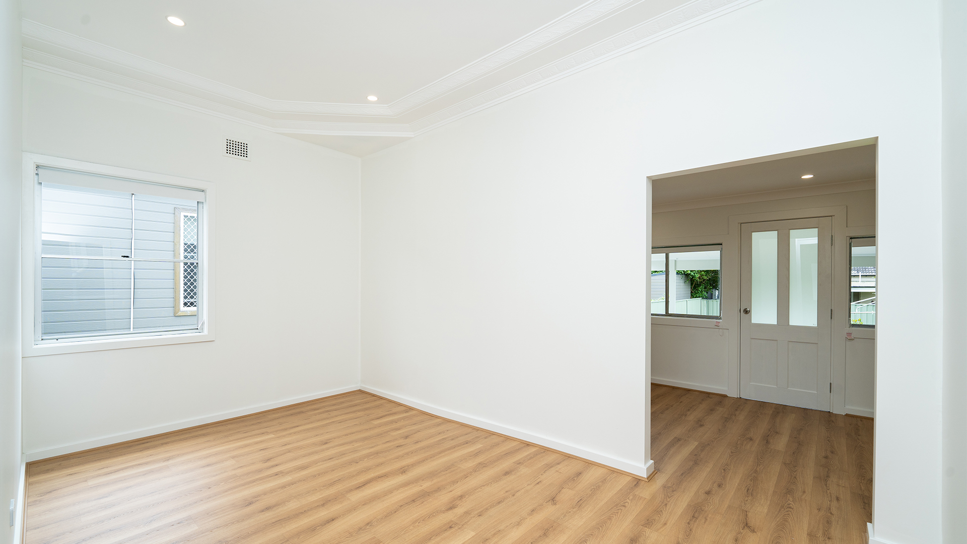 EBProjects_Clara_1920x1080_2